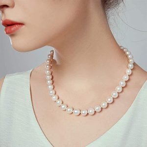 Simple Natural Pearl Necklace